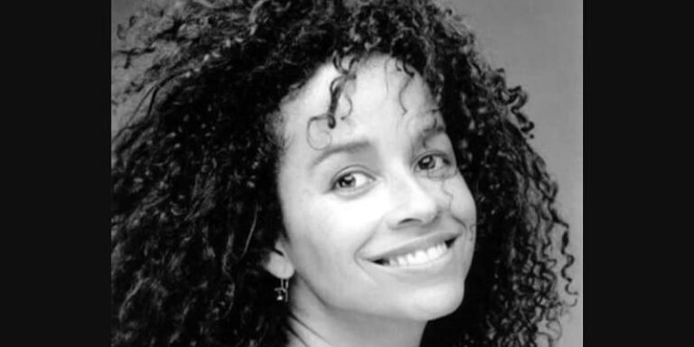 Maxine Sneed